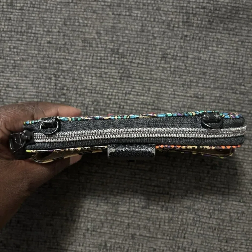 Sakroots flap wallet zip